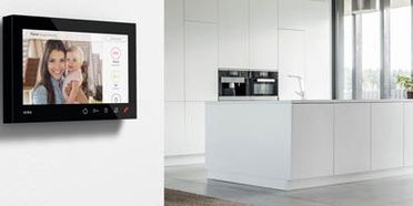 Gira Wohnungsstation bei Remo Heyde Elektroinstallation & Service in Tröbitz