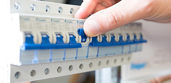 Schalt­schrank­bau bei Remo Heyde Elektroinstallation & Service in Tröbitz