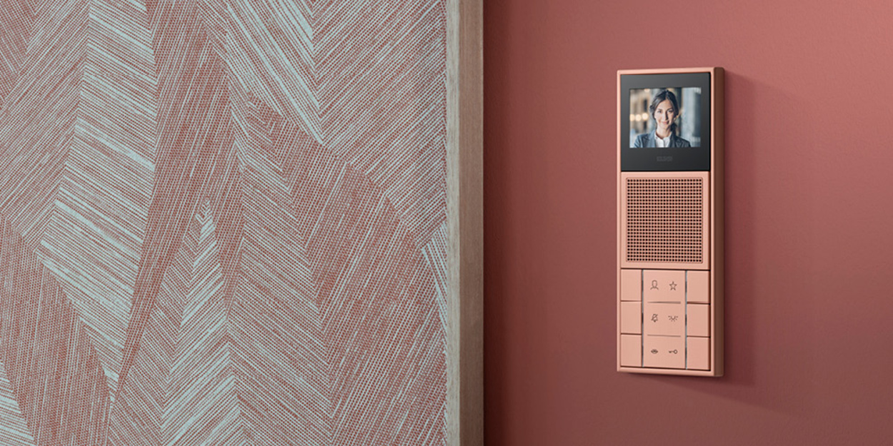 JUNG Türkommunikation bei Remo Heyde Elektroinstallation & Service in Tröbitz