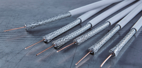 Kabel- und Steckverbinder bei Remo Heyde in Tröbitz