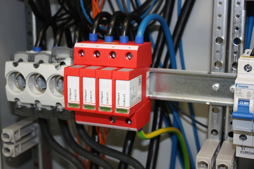 U berspannungsschutz bei Remo Heyde Elektroinstallation & Service in Tröbitz